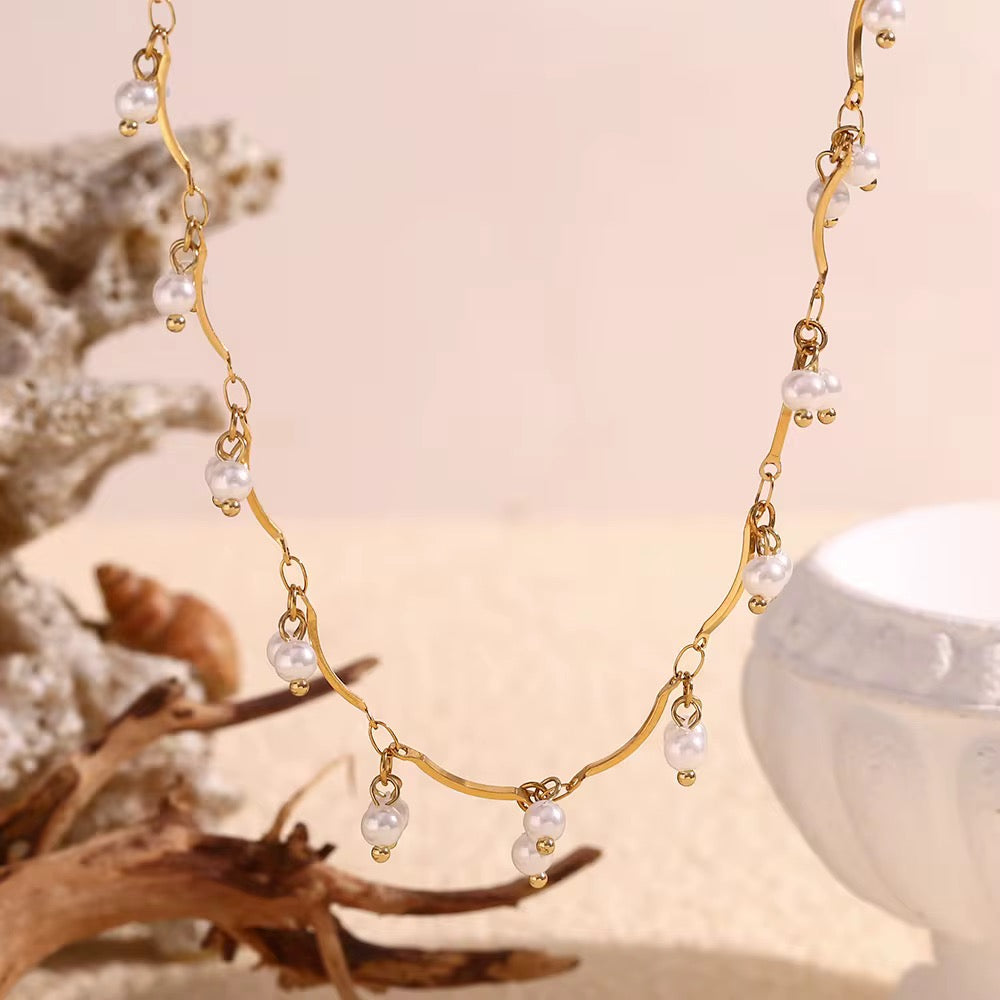 Pearl Drop Gold Necklace