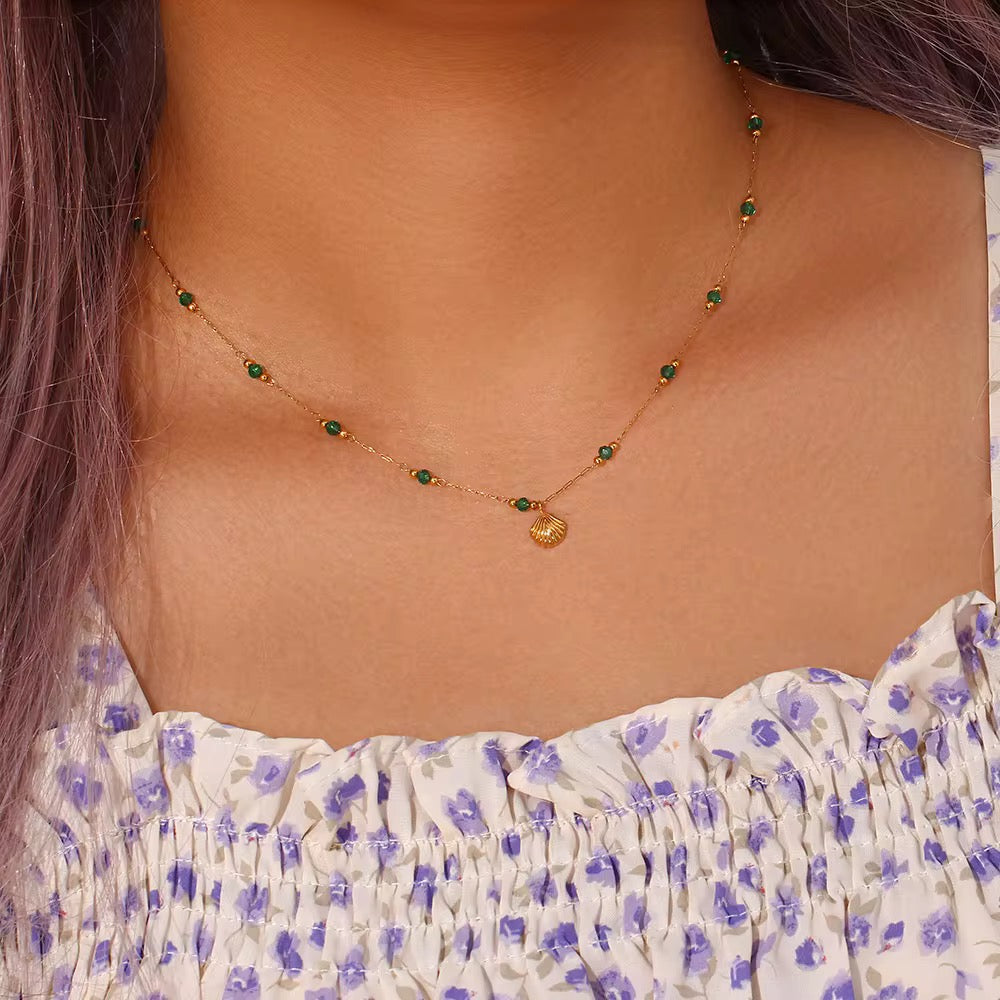Green Beaded Shell Necklace – Gold Plated Stainless Steel