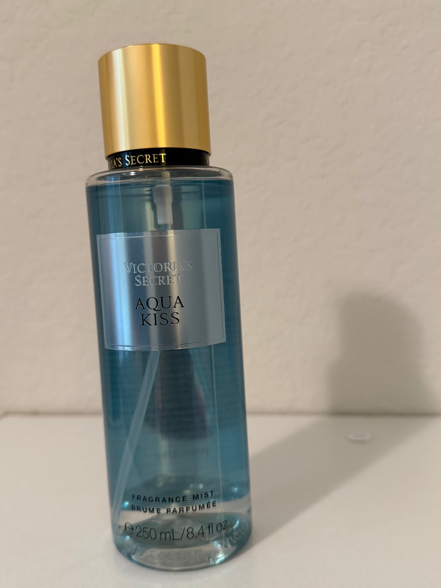 Victoria's Secret Aqua Kiss Fragrance Mist - 8.4 fl /250 mL